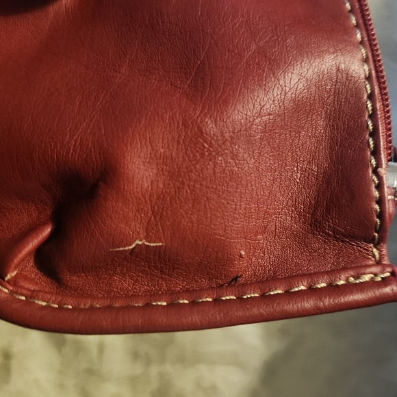 EUC Au Red Leather Crossbody Purse - Picture 8 of 10